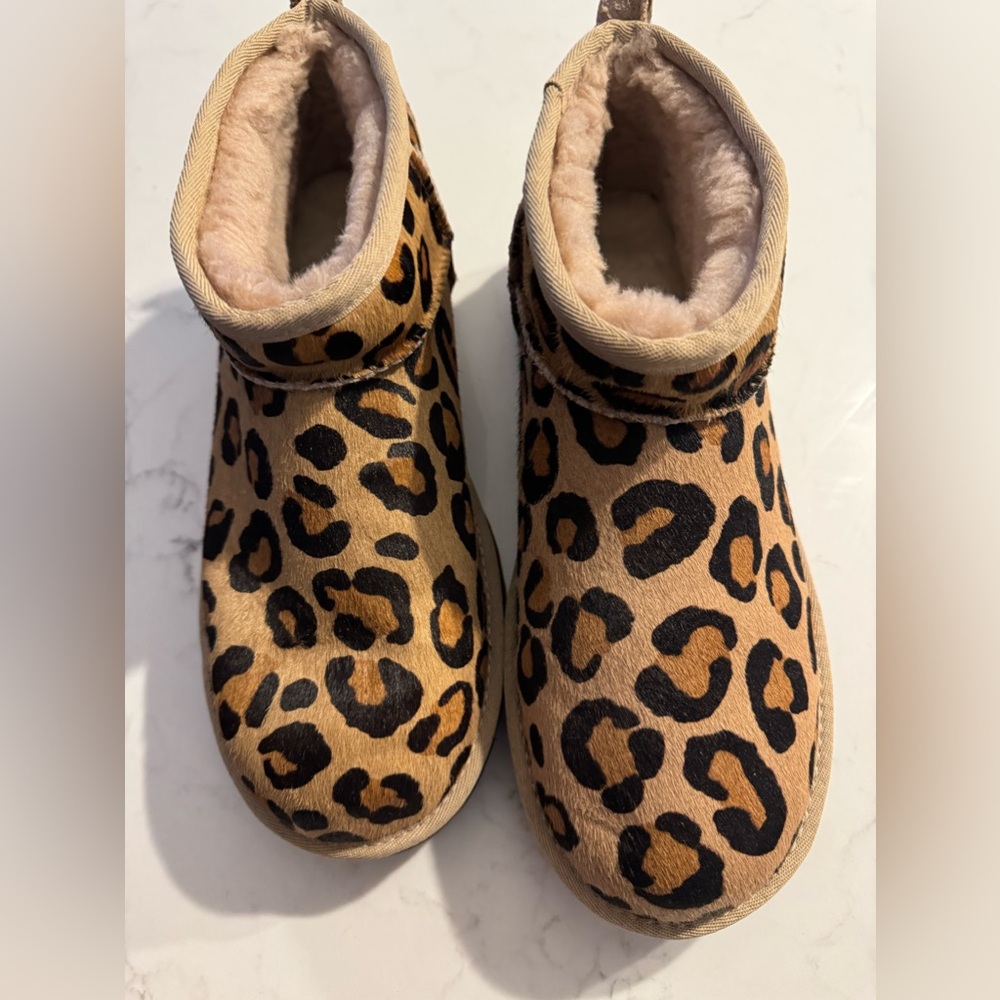 UGG ultra mini leopard print boots size 9